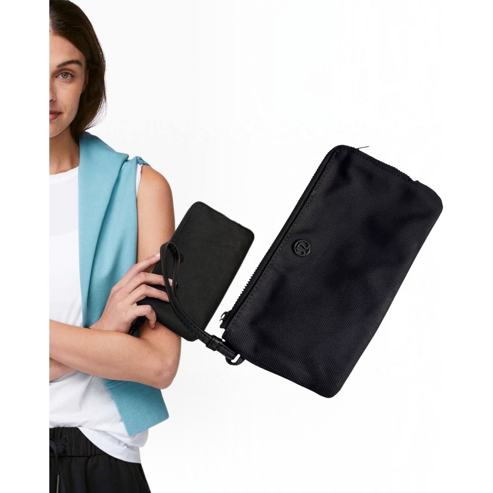 Lululemon Wristlet True Identity Logo Black OS